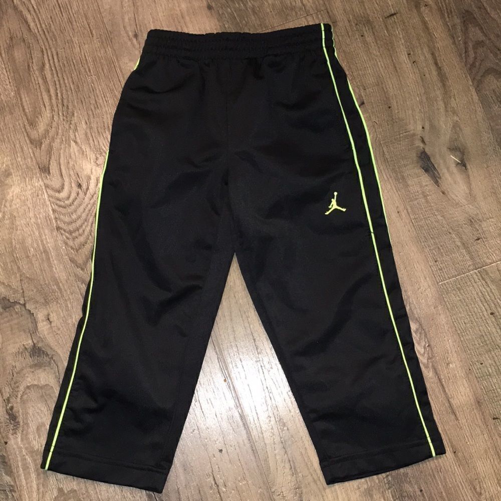 Boys kids Jordan Black Neon Sweat track pants 2T